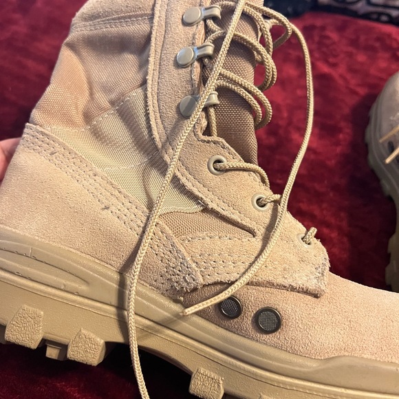 Bates  Vibram Combat Boots - Picture 4 of 7